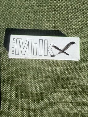 ✨ Milk Makeup Kush Lip Oil – Green Dragon